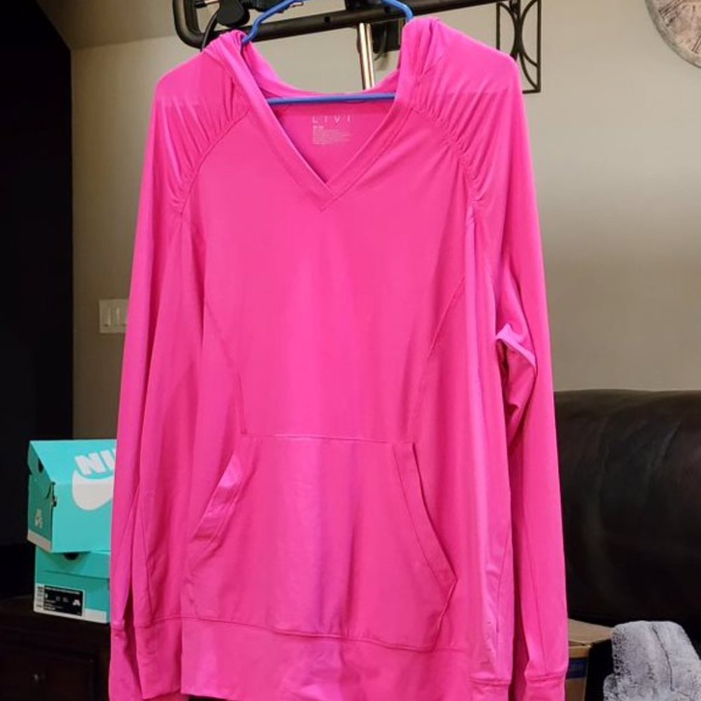 Livi Active from Lane Bryant  18/20 gently worn  long sleeve hoodie